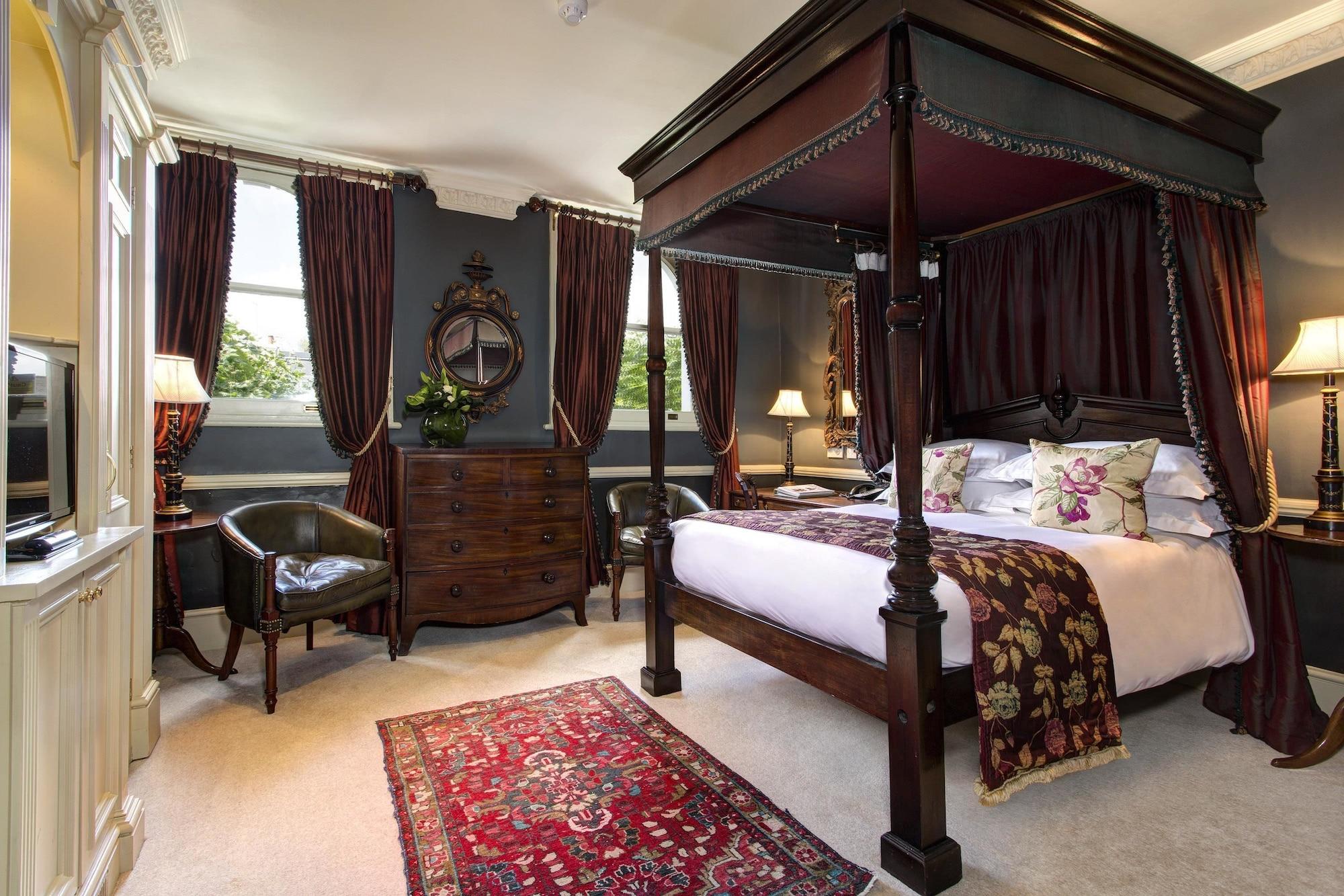 Hotel The Gore - Starhotels Collezione London