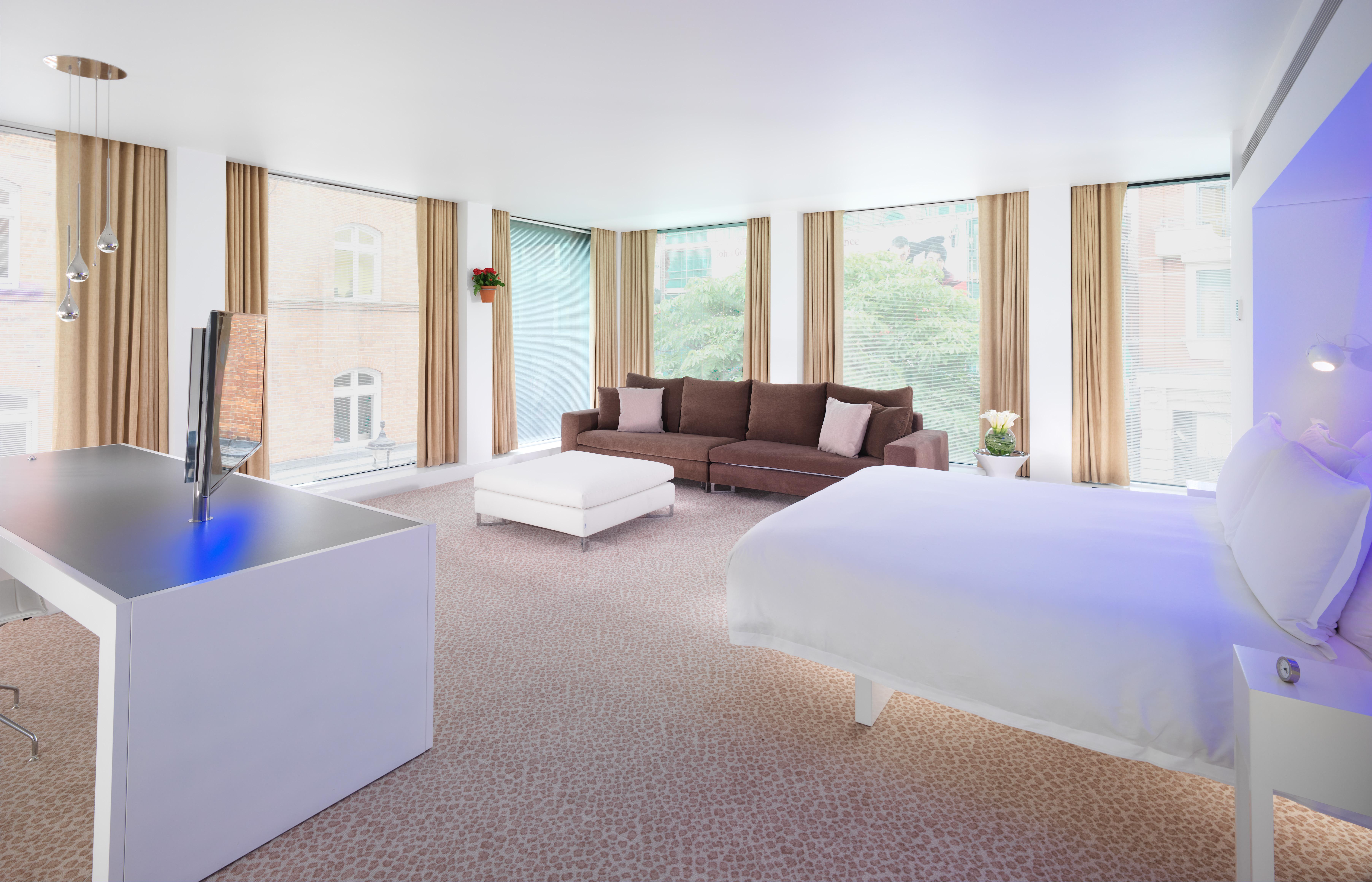St Martins Lane 5*