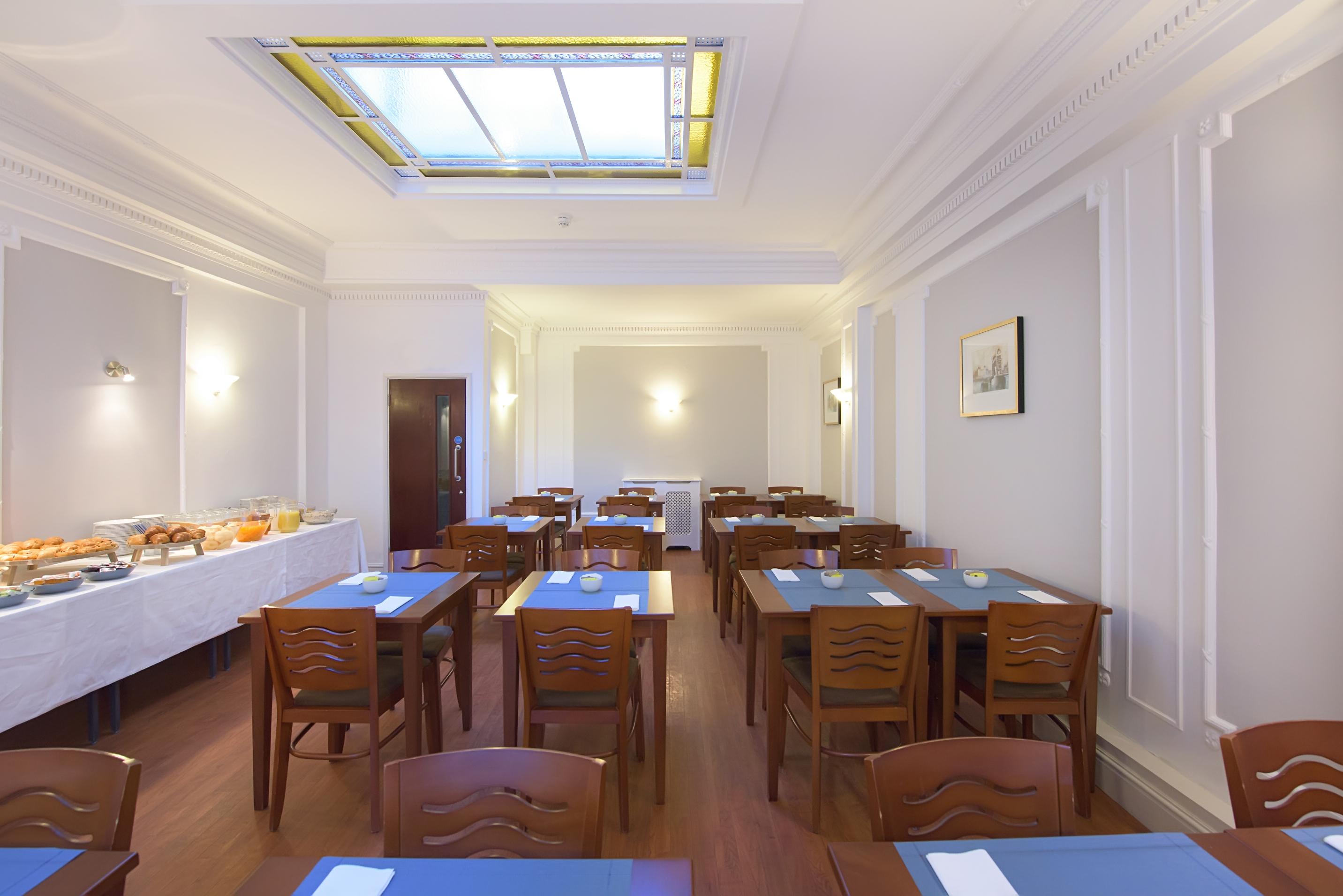 Astor Court Hotel