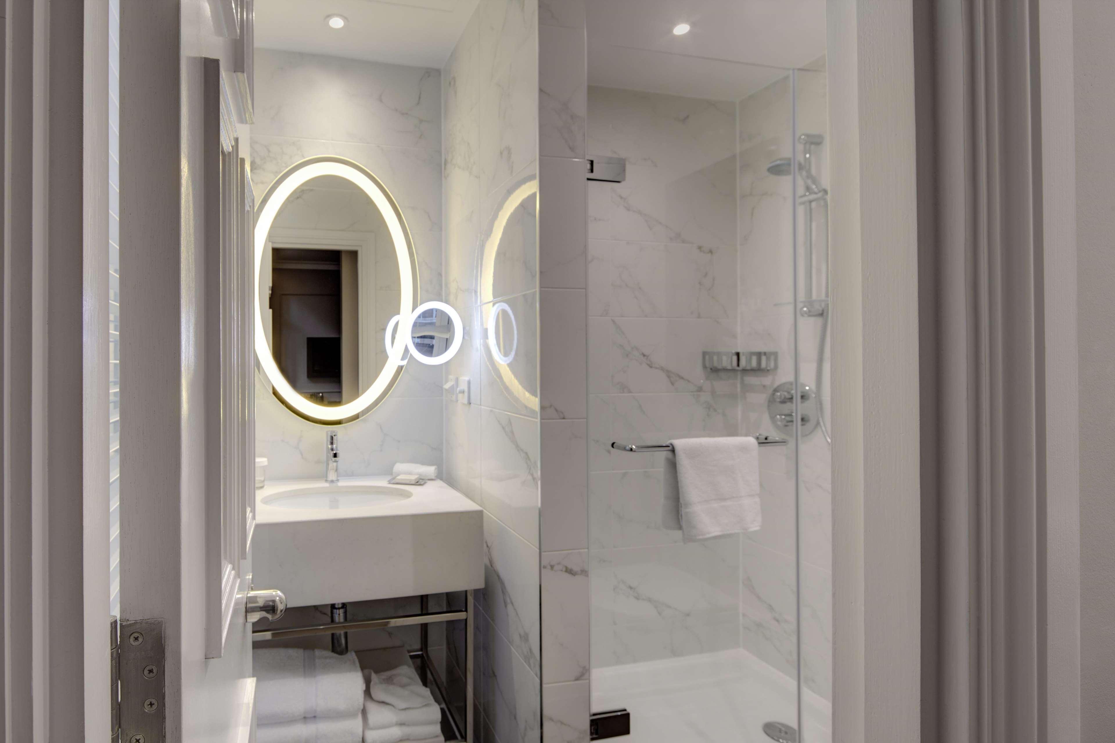 Hilton Euston 4* Londres