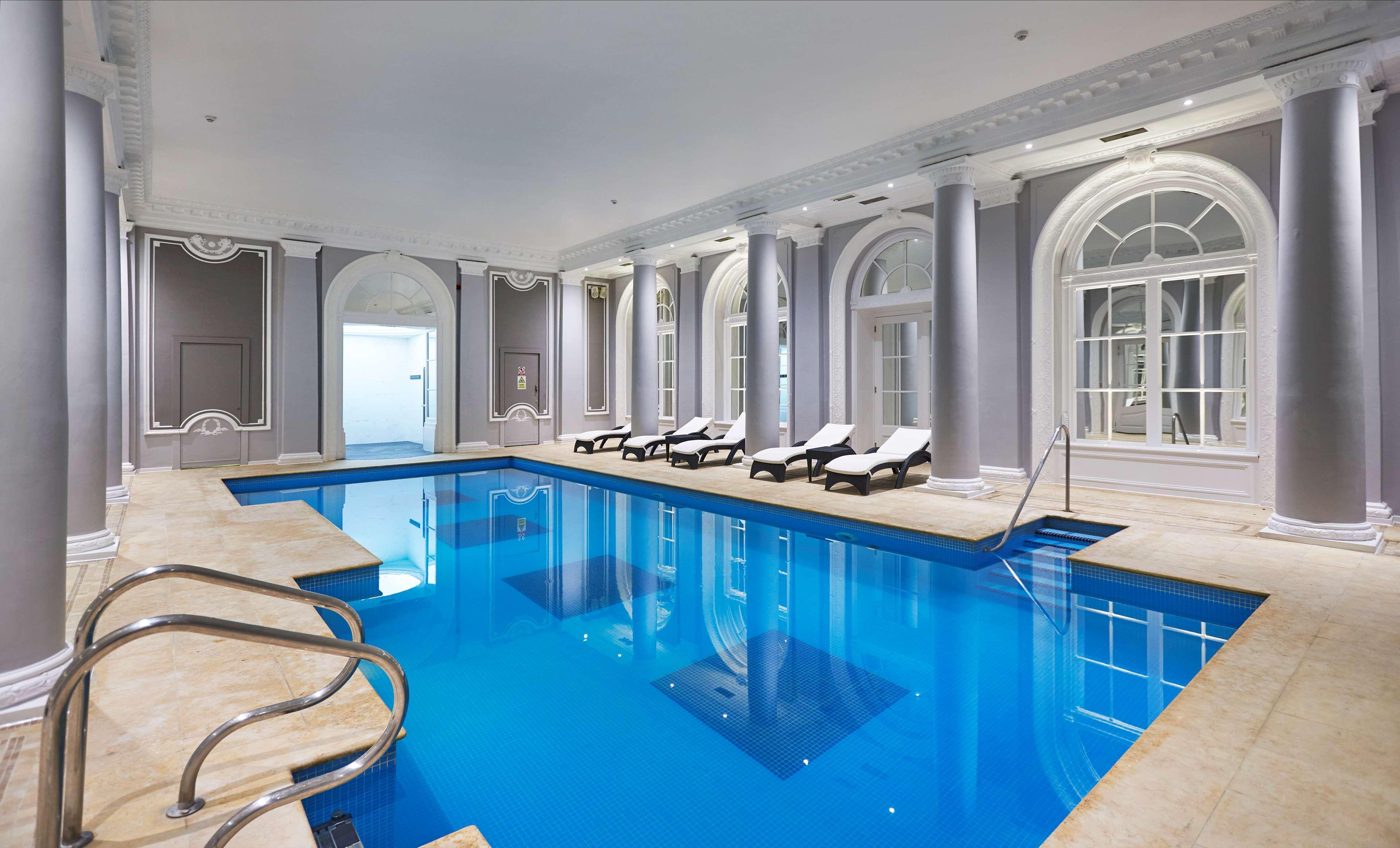 Hotel The Waldorf Hilton 4*