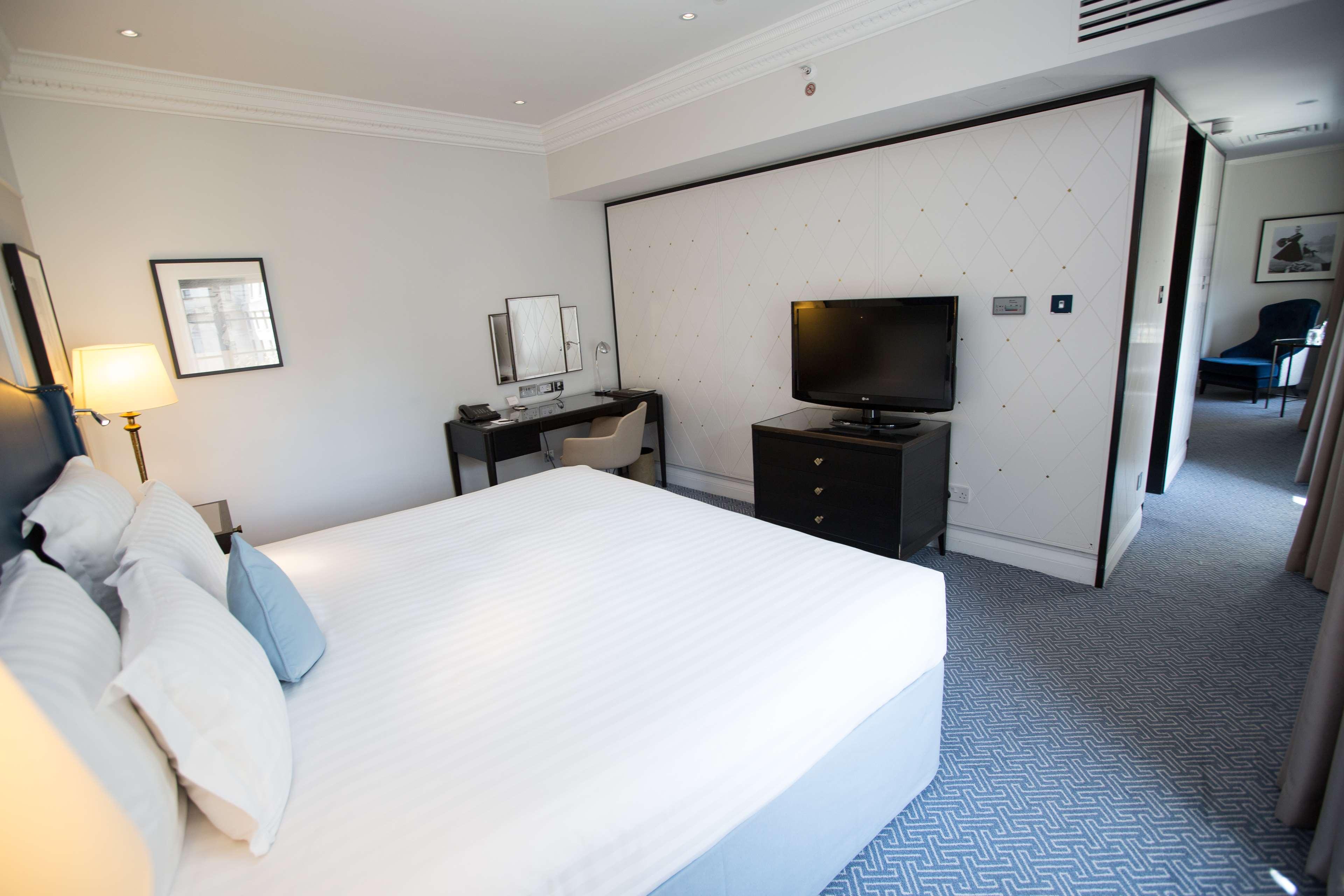 The Waldorf Hilton Hotel 4*