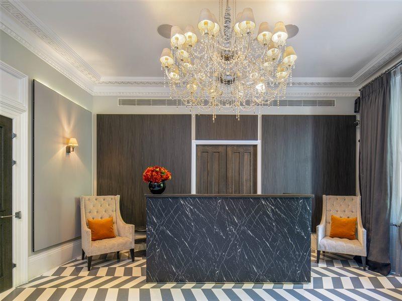 Eccleston Square Hotel 4*