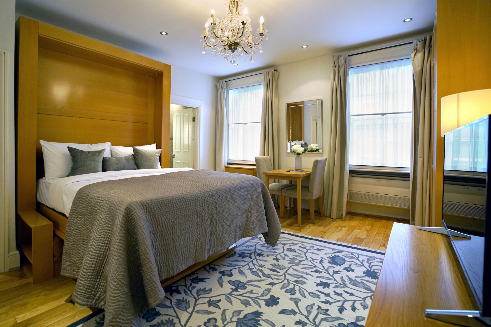 Aparthotel 17 Hertford Street London