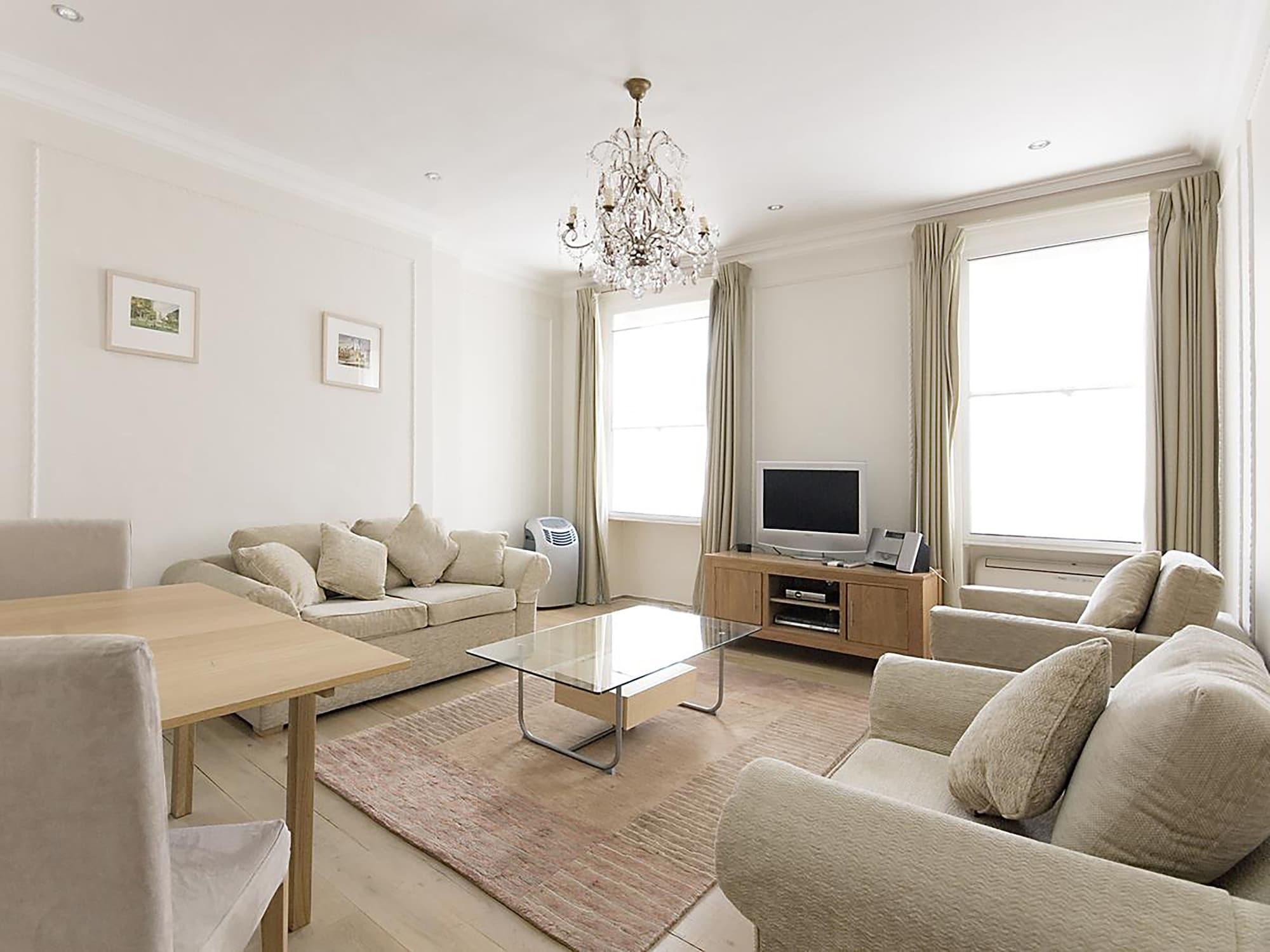 Aparthotel 17 Hertford Street London