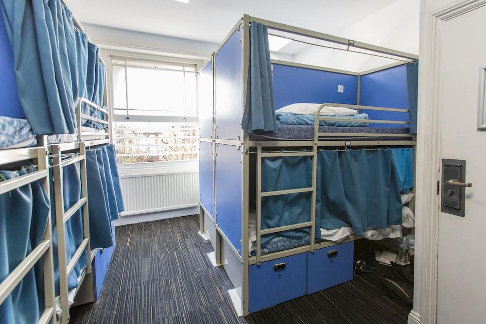 Smart Hyde Park Hostal *