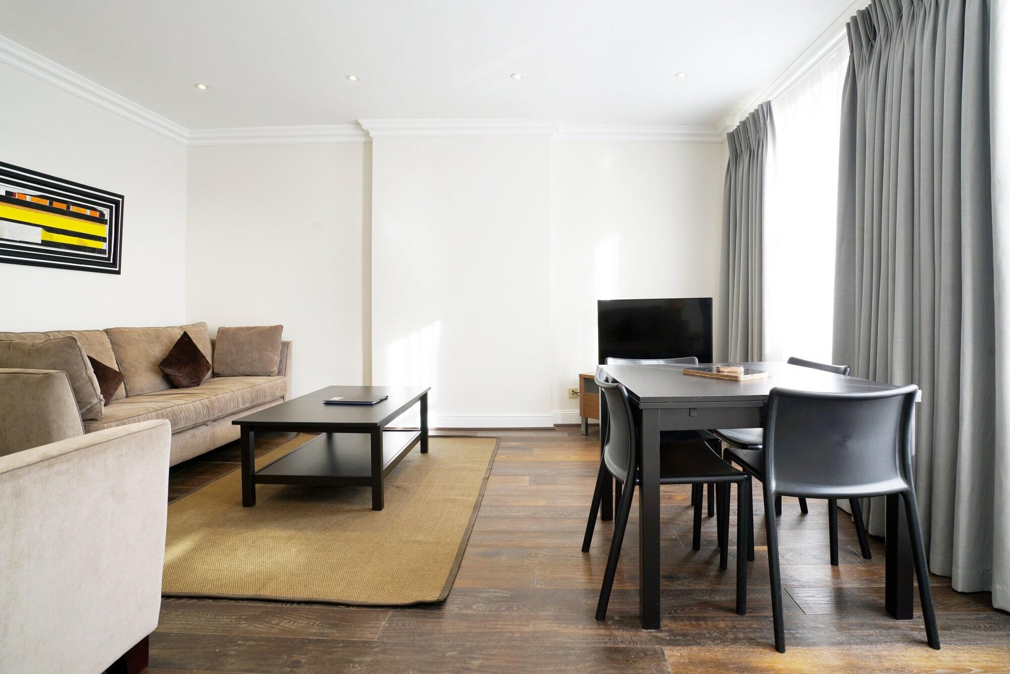 Manson Place Aparthotel