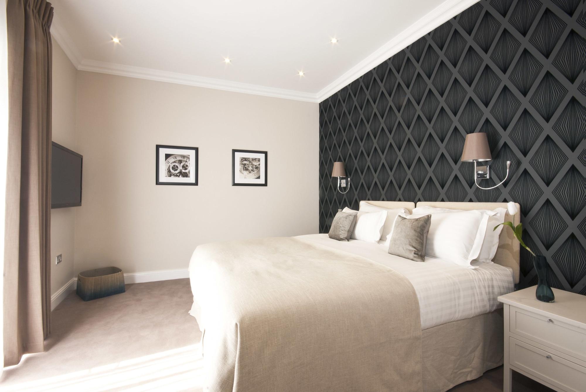 Manson Place Aparthotel 4*