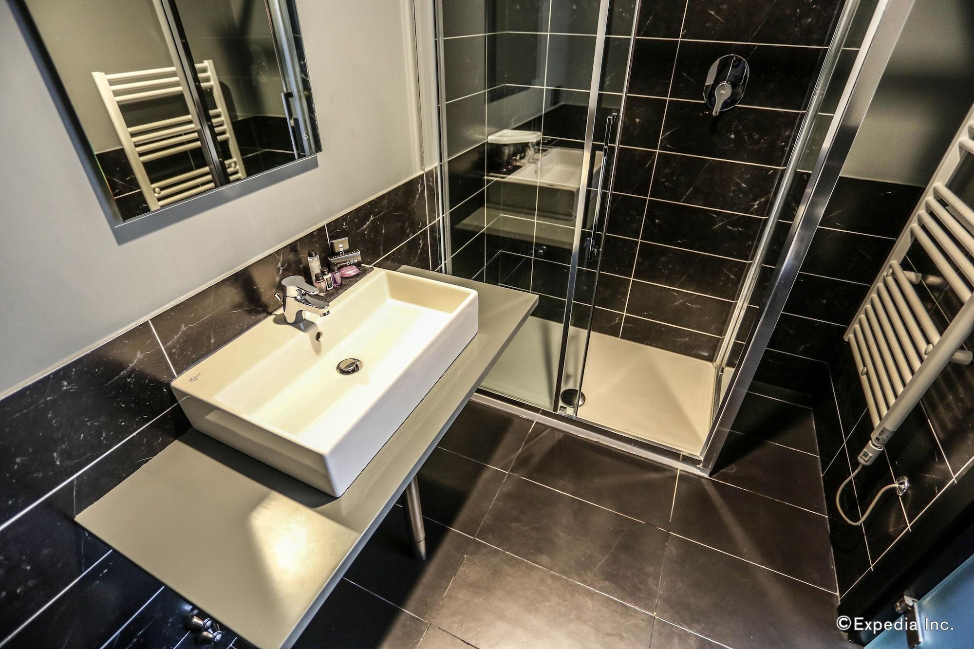 Hotell The Bryson 4*