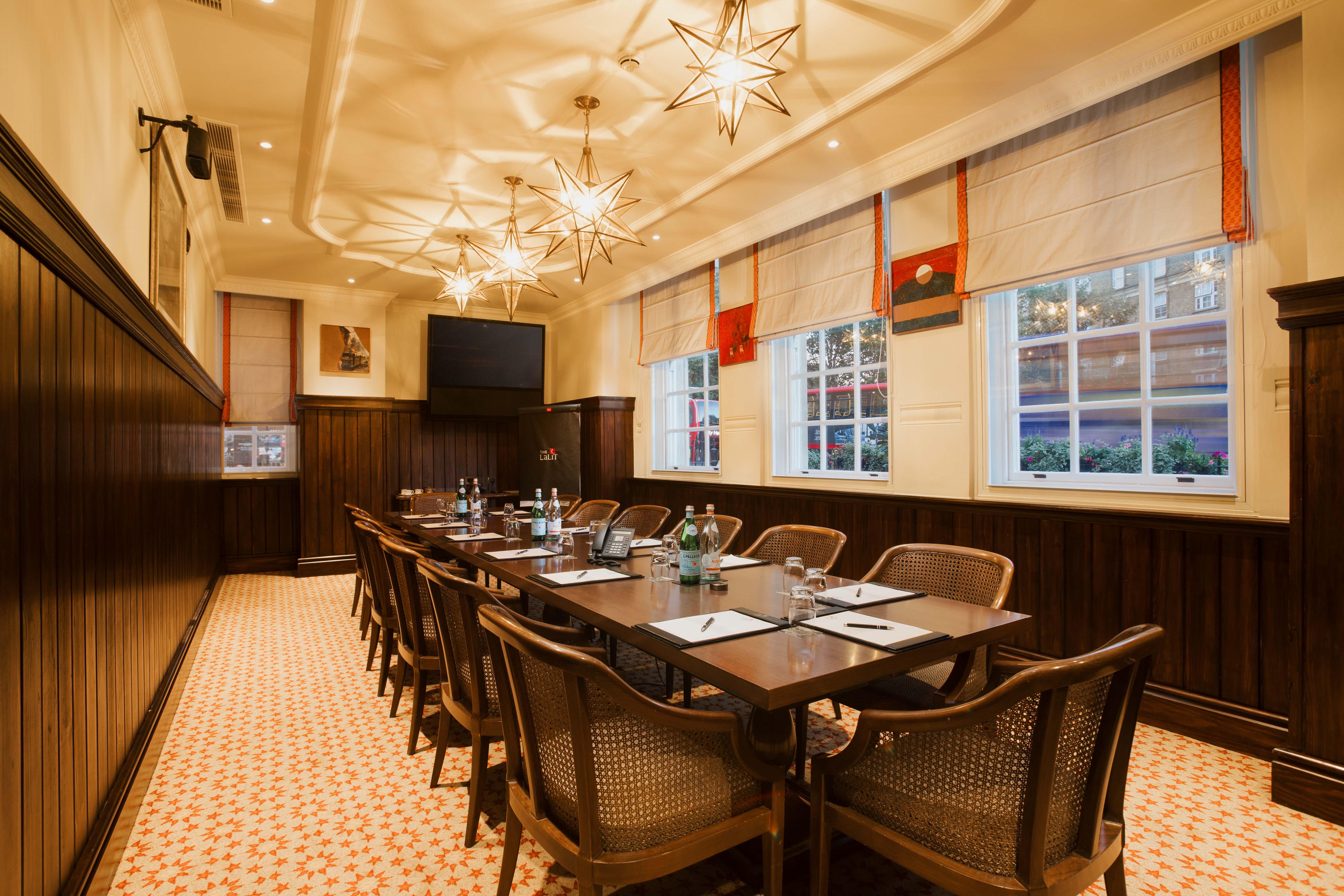 The Lalit Hotell