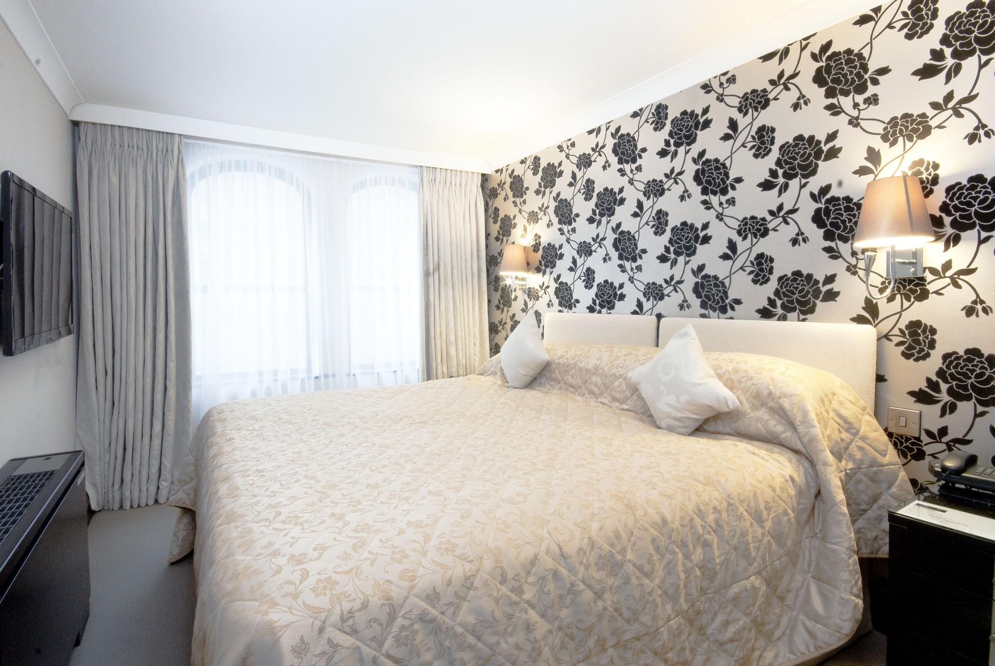 Aparthotel Mayfair House 5*