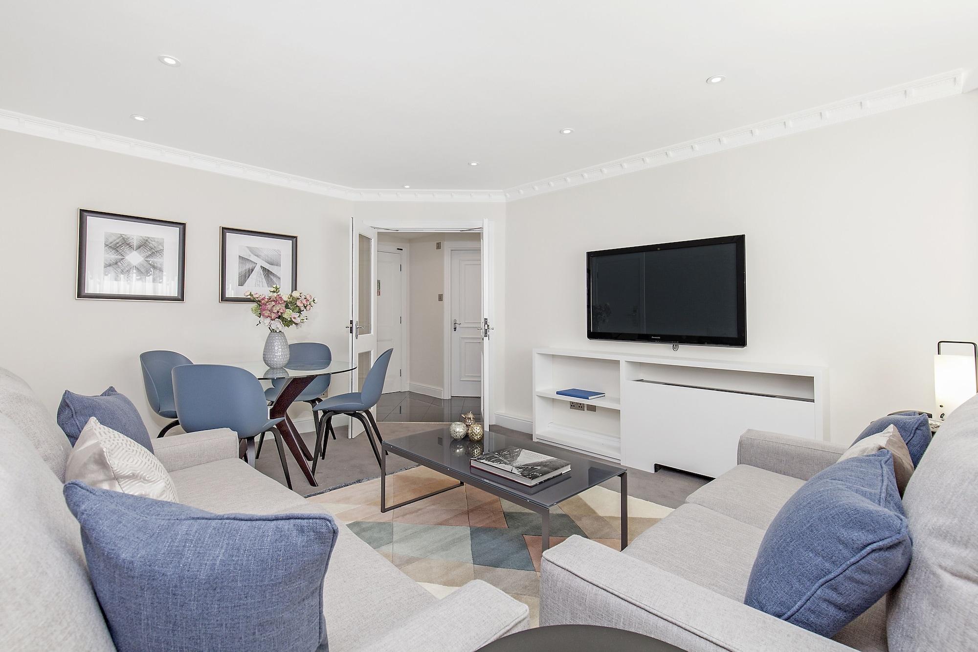 Mayfair House Aparthotel 5*