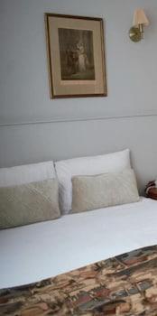 Rose Park Hotel