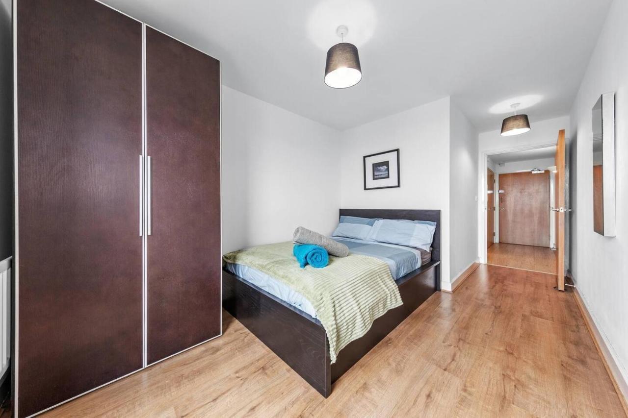 Lovely & Cosy 2 Beds Skyline View Appartement