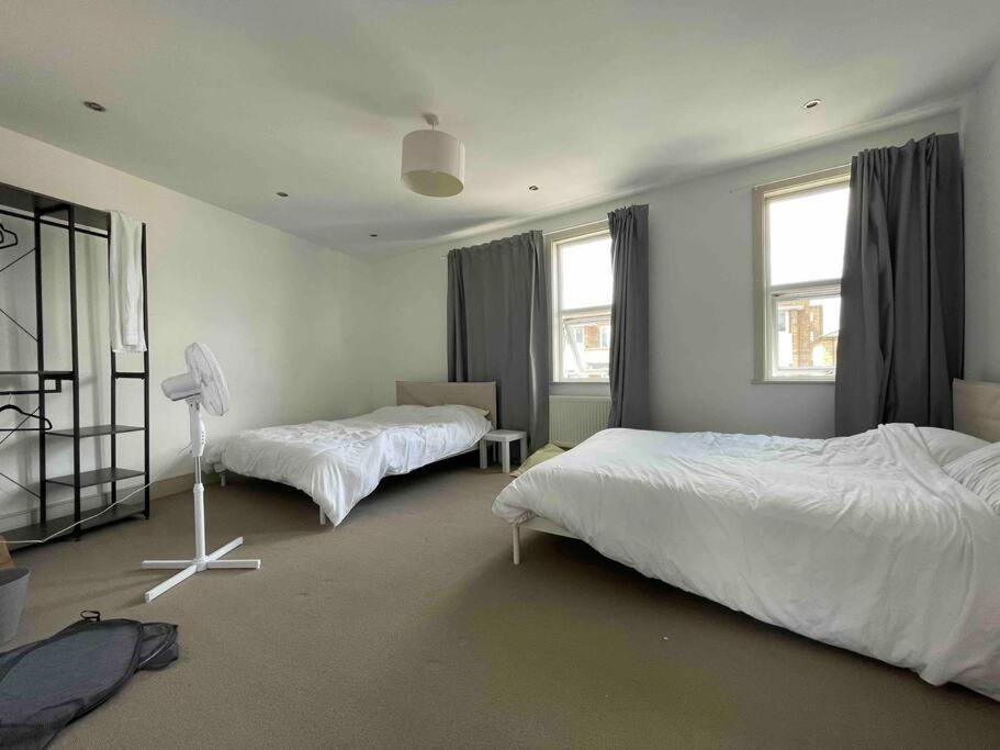 Feriehus Westfield, 8 Beds, 5 Stations 10min, 20min *
