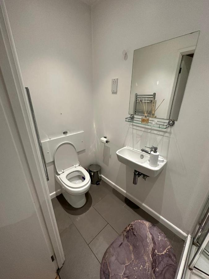 Piccadilly Living 1 Bedroom Flat In Vr11 Appartement *