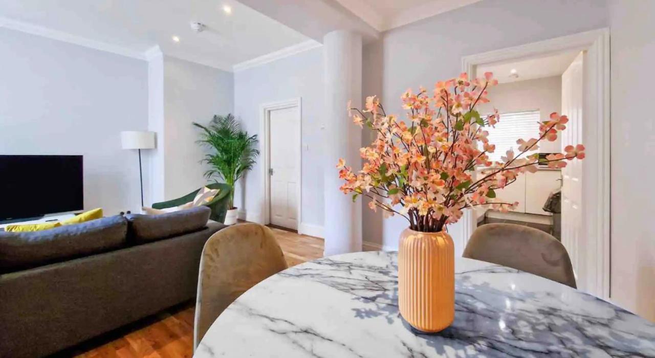 Apartamento Spacious 2 Bed In The Heart Of Kensington