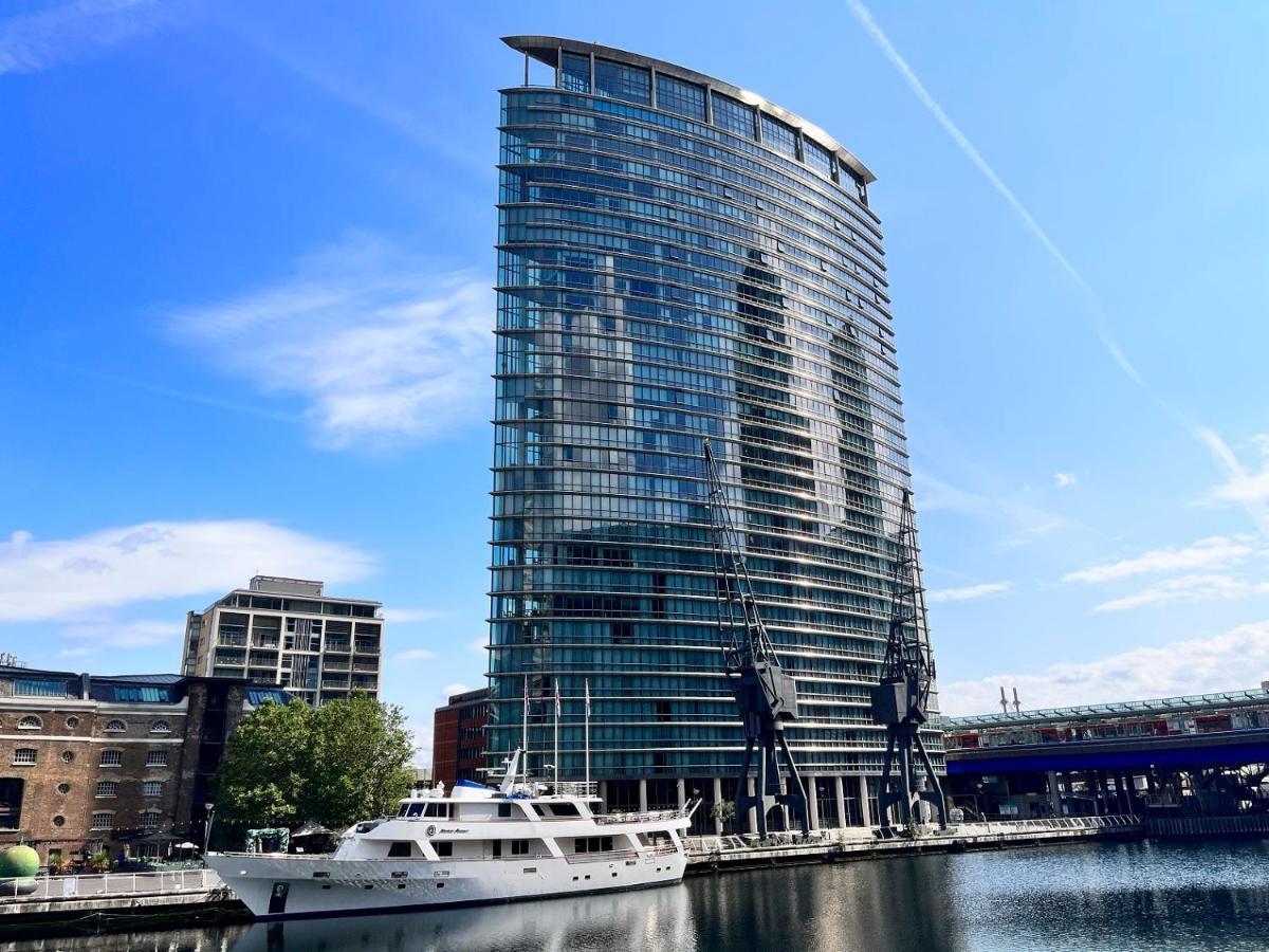 The Canary Wharf Place - Stunning 2bdr Flat London
