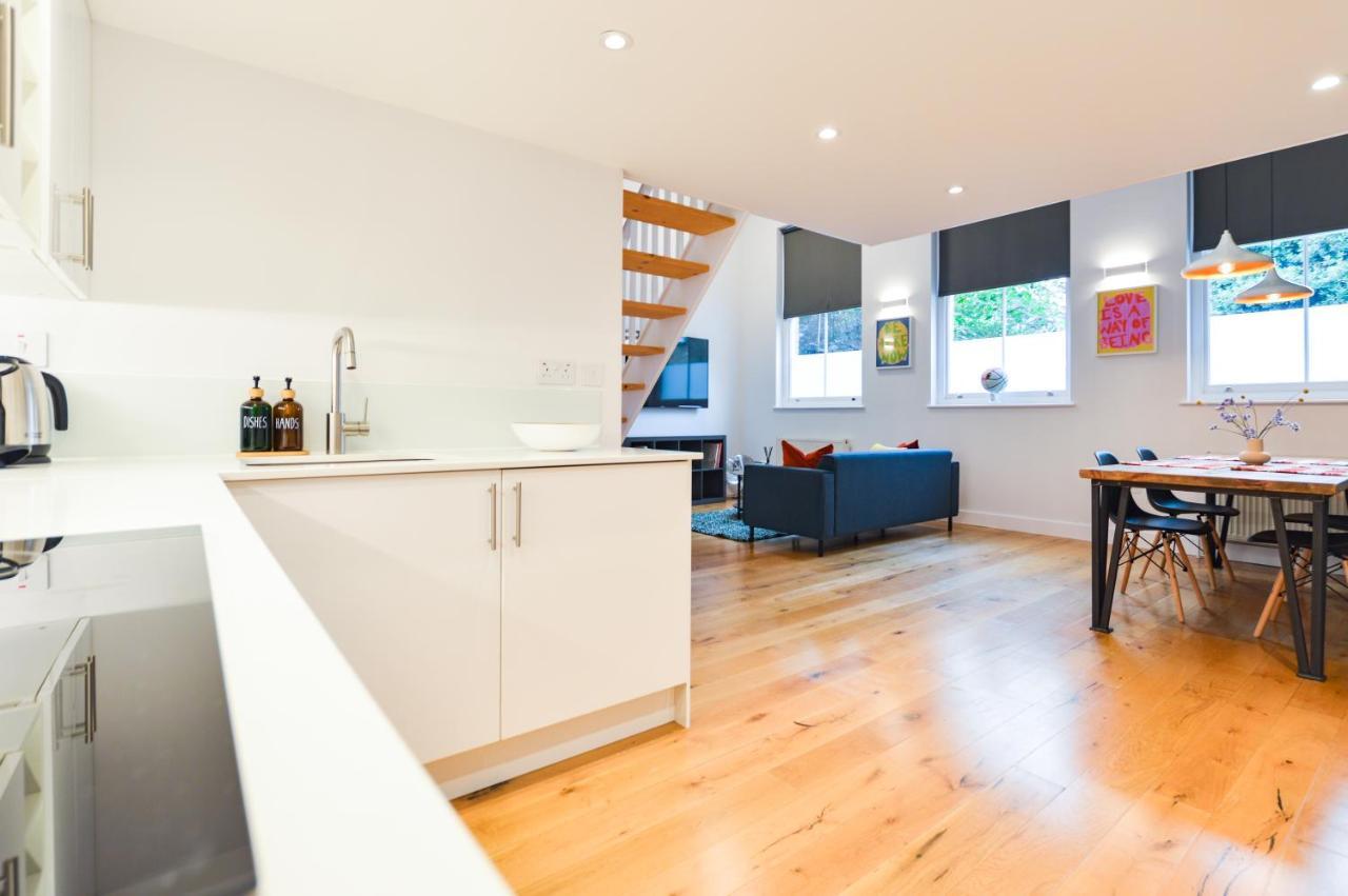 Apartment Spacious West Hampstead With Mezzanine Bedroom By Concept *