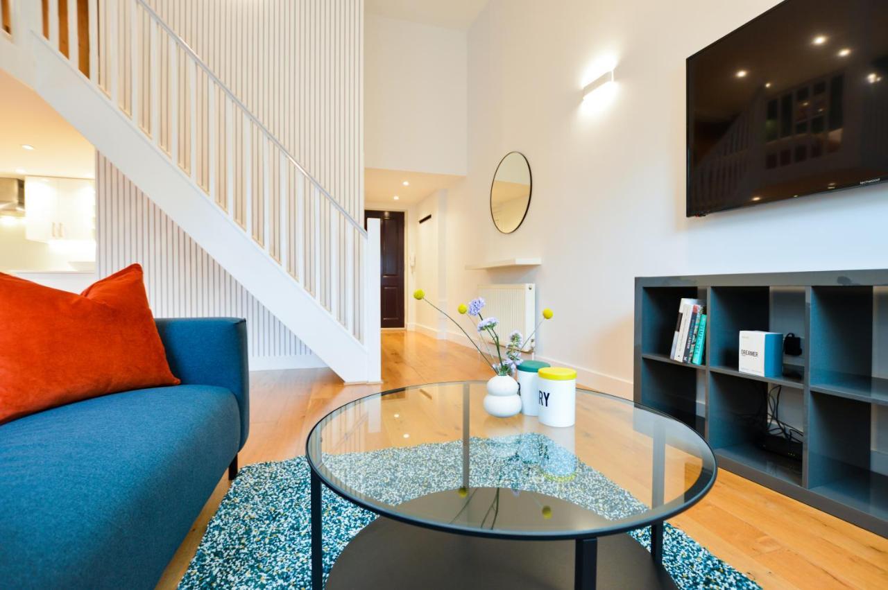 Spacious West Hampstead With Mezzanine Bedroom By Concept London