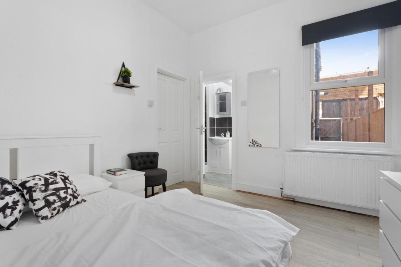 Apartamento Fantastic 2bd Barking With Links To The City! Londres