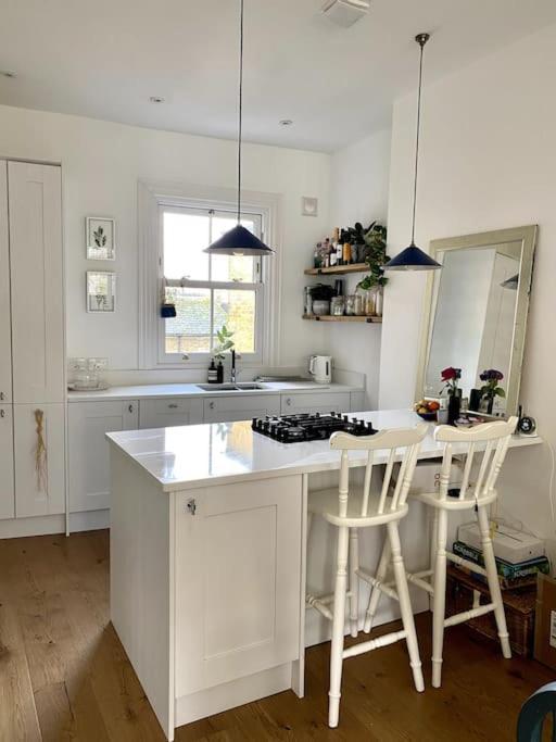 A Cosy 1 Bedroom Flat In South West Apartamento *