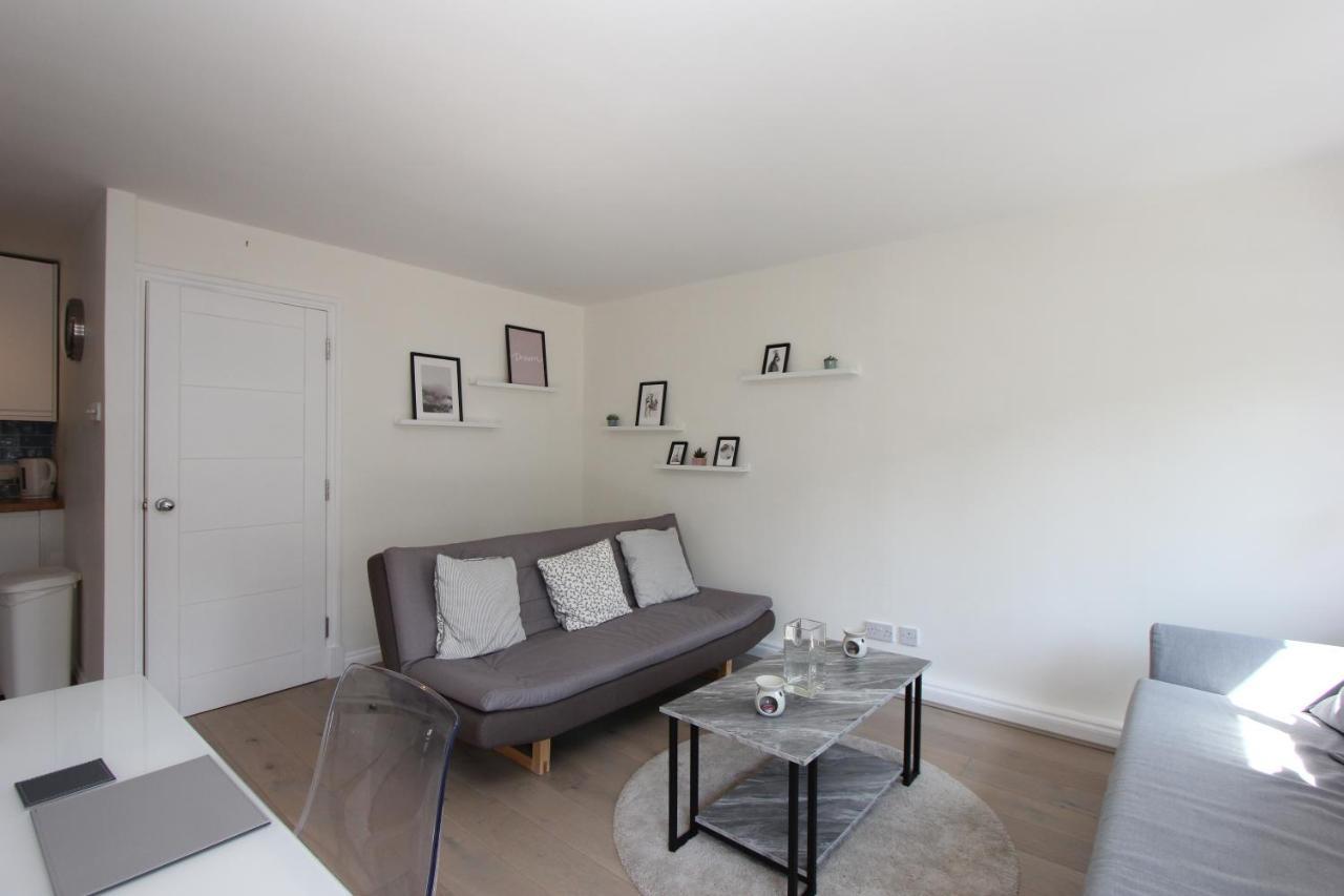 Apartment Zone 1 *