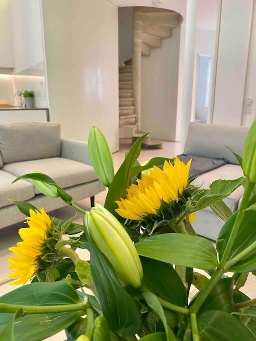 Vakantiehuis Stunning 4 Bed Mews House With Patio *