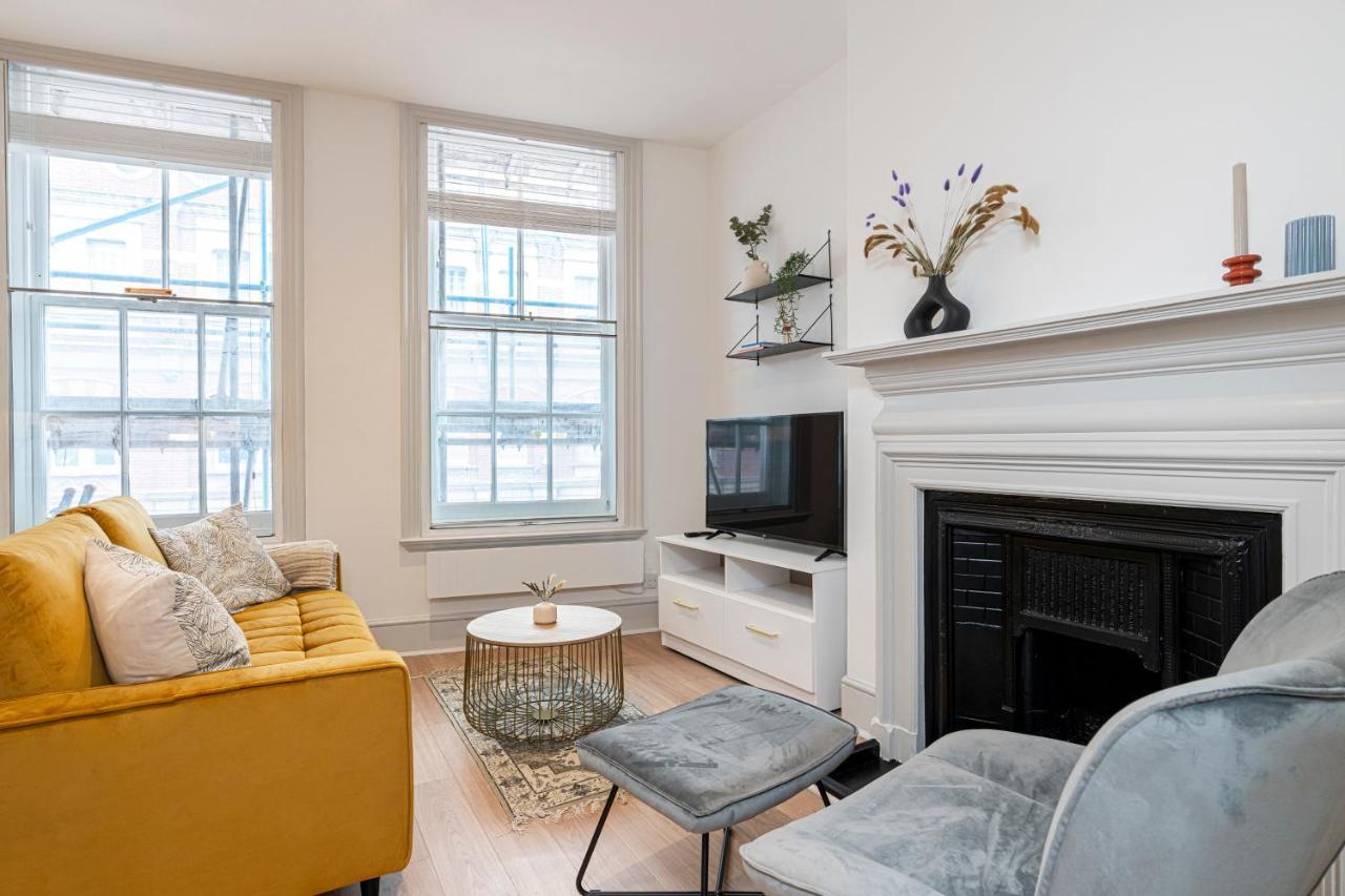 Stylish 1 Bed Flats In Soho, Next To Piccadilly Circus And Trafalgar Square London