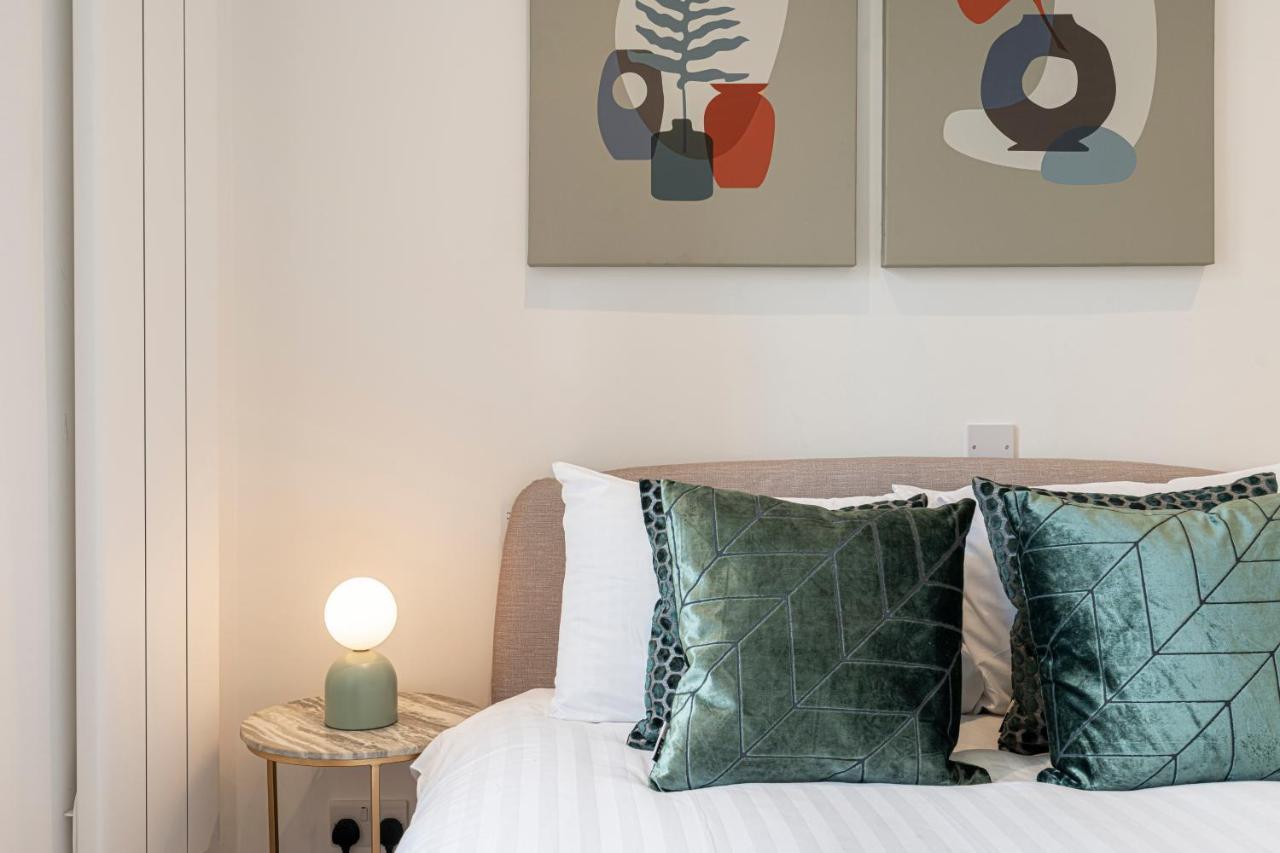 Stylish 1 Bed Flats In Soho, Next To Piccadilly Circus And Trafalgar Square Leilighet *