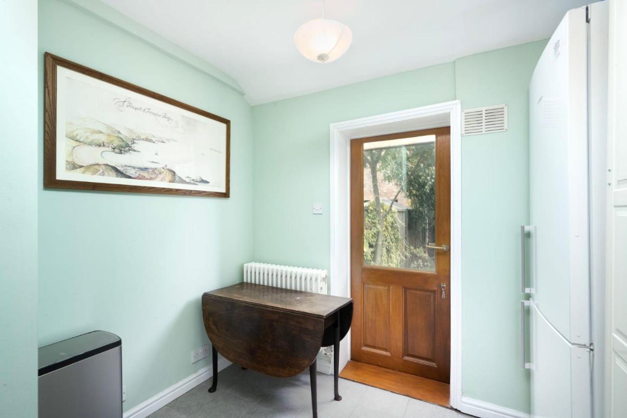 Holiday home 3br House A Perfect Group Getaway London