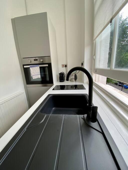 Apartment For 3 Near Regents Park N5 London