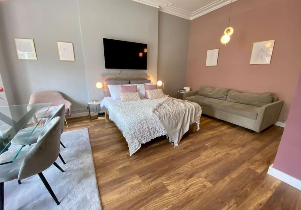 For 3 Near Regents Park N5 London