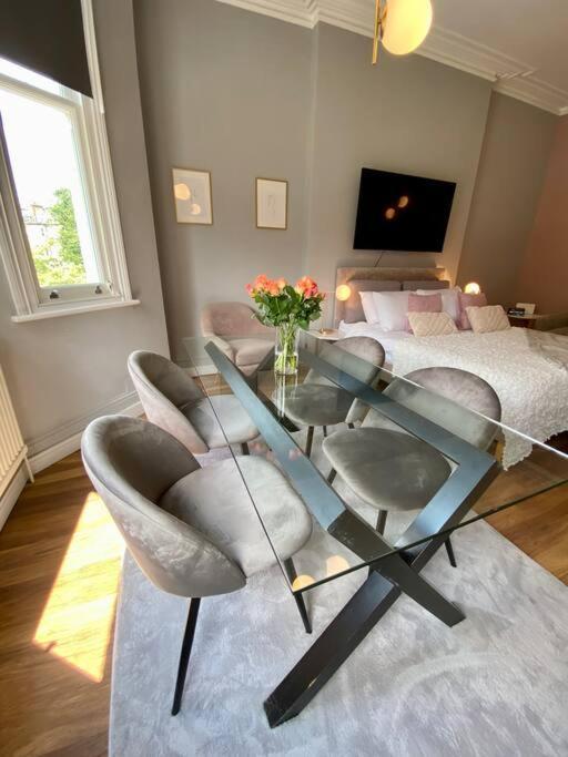 Apartment For 3 Near Regents Park N5