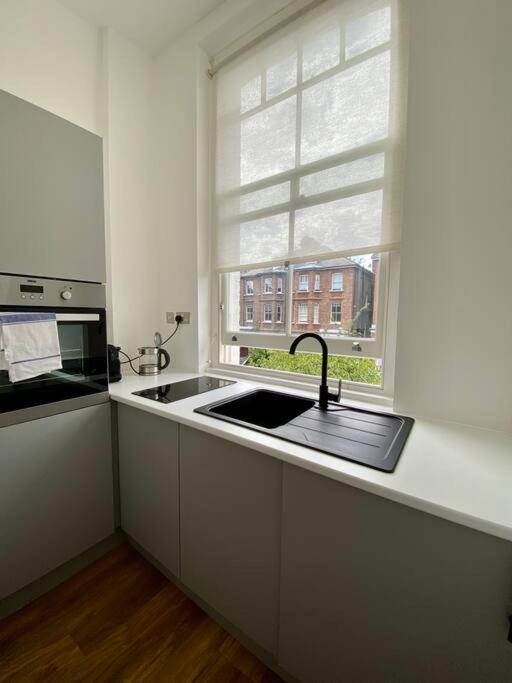 For 3 Near Regents Park N5 * London