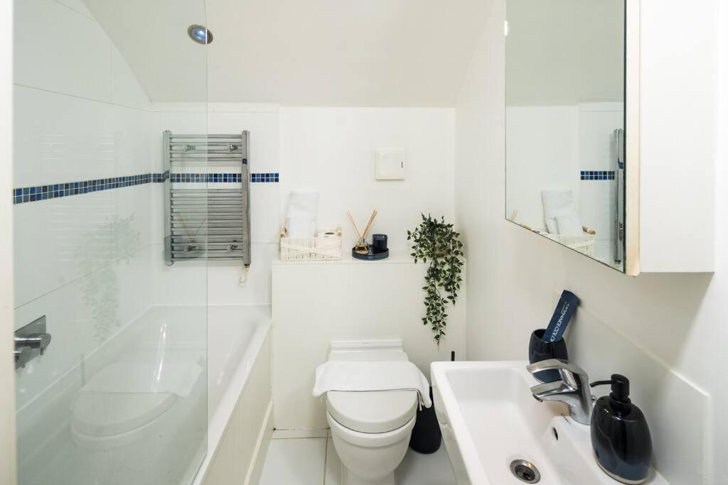 Renovated 2br, 2ba Near Hyde Park 1 Min From Tube *