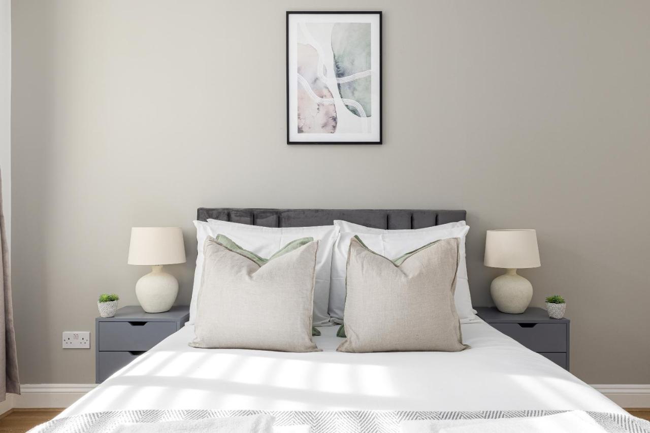 The Shepherd's Bush Luxury * London