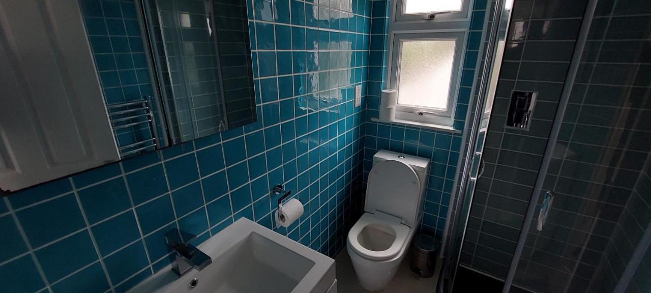 Сasa de vacaciones 3 Bedroom House Wimbledon *