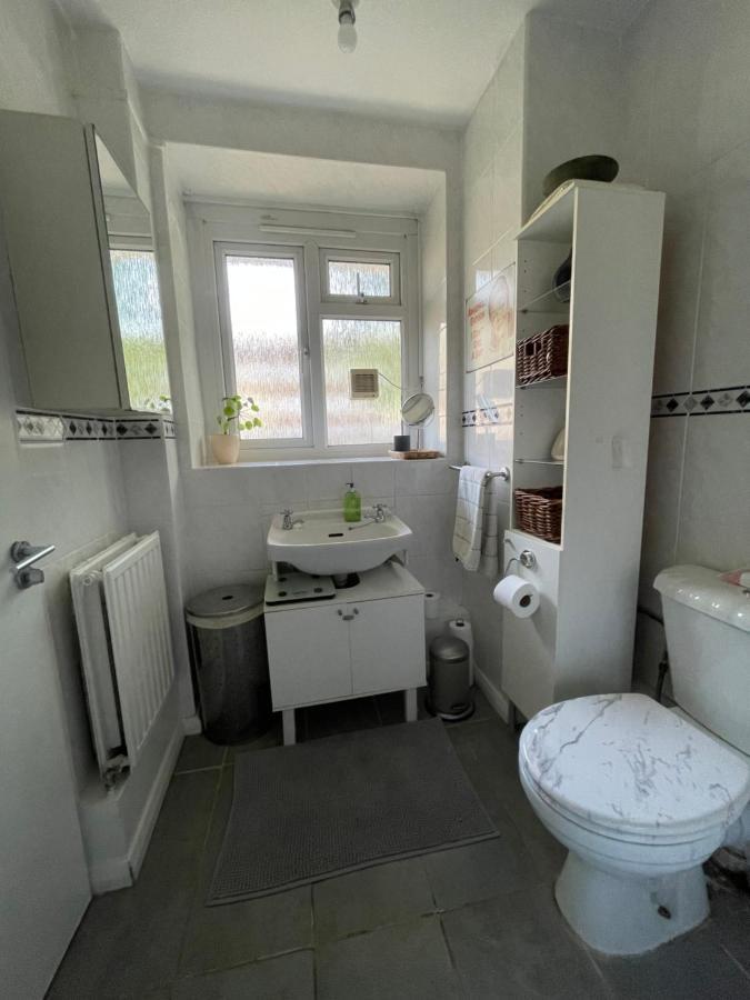 Very Flat In Close To Stockwell Station Apartment *