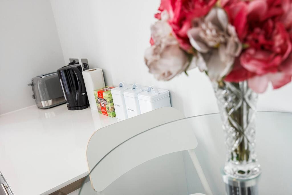 Charing Cross Road One Bedroom * London