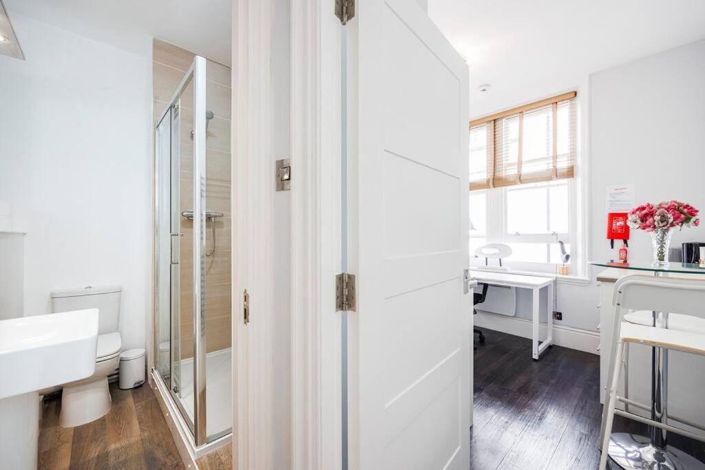 Charing Cross Road One Bedroom *