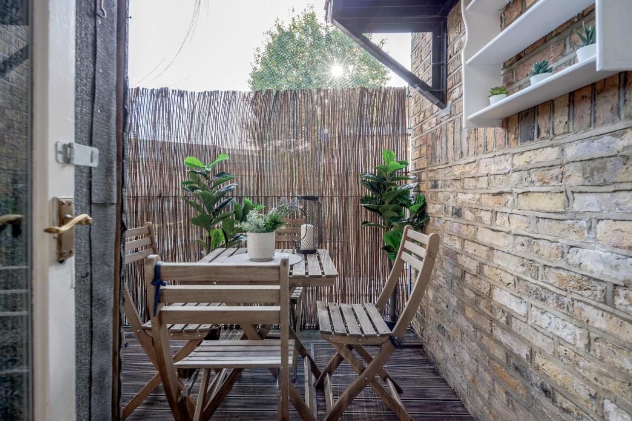Kensington Apartment