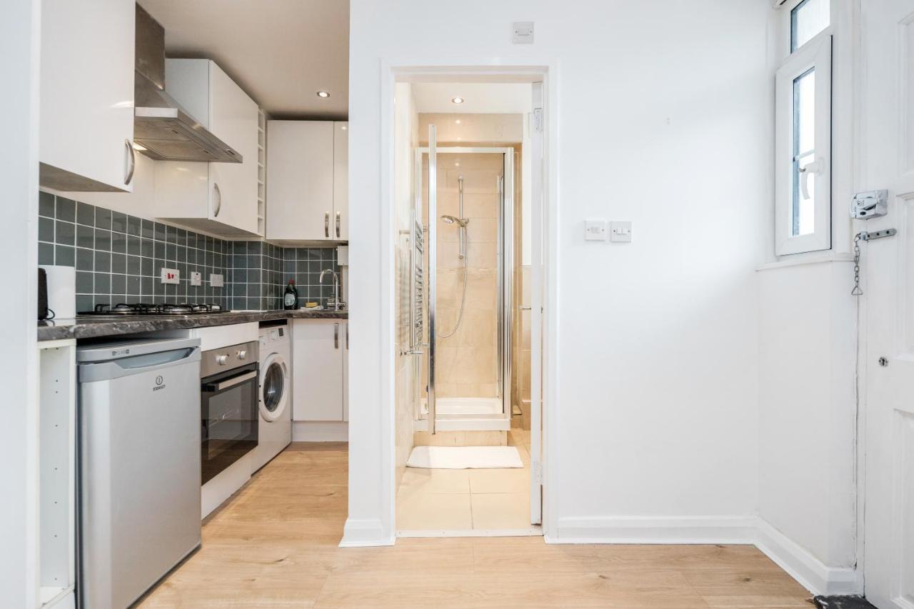 Cosy And Comfortable Bridge Apartment London