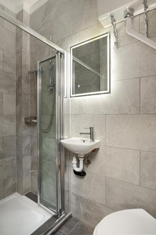 Fabulous Riverside In Putney * Londen