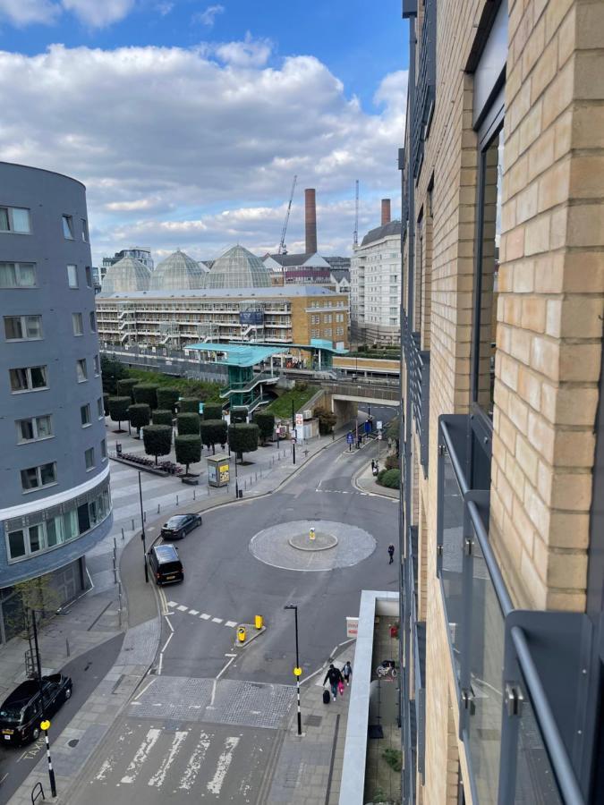 Imperial Wharf Chelsea Octavia House Apartment *