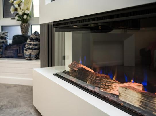 New Modern Hybrid 4 Bedroom 7 Bed 9 Guest Capacity Londres