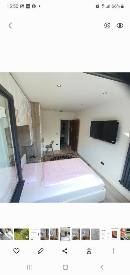 Privat overnatting 64 Salmon Street *