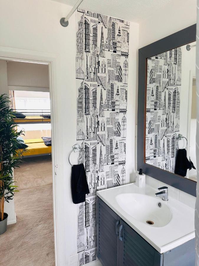 Spacious 2 Bedroom Flat 20mins To Oxford Street By Tube London