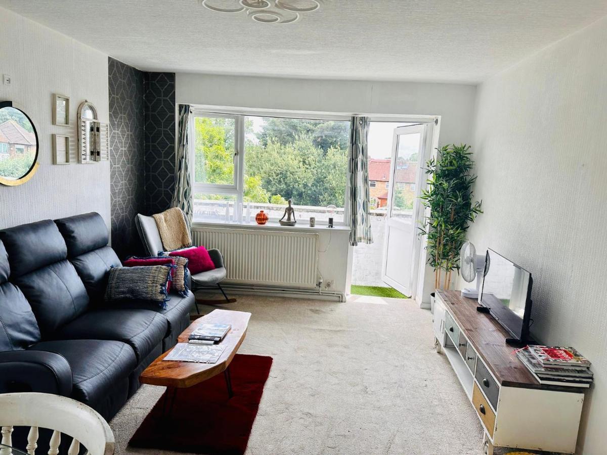 Spacious 2 Bedroom Flat 20mins To Oxford Street By Tube Apartment