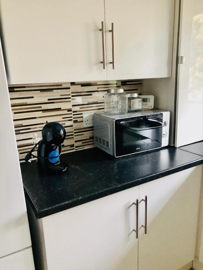 Location- 2 Bedroom * London
